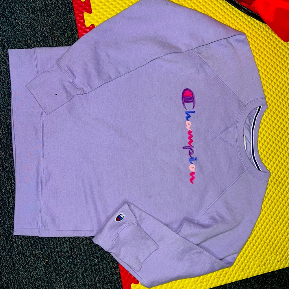 Champion crew neck women’s M